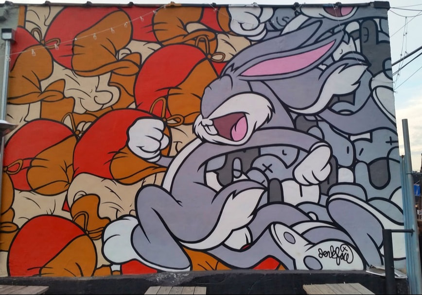 Mural of bugs Bunny and Elmer Fudd